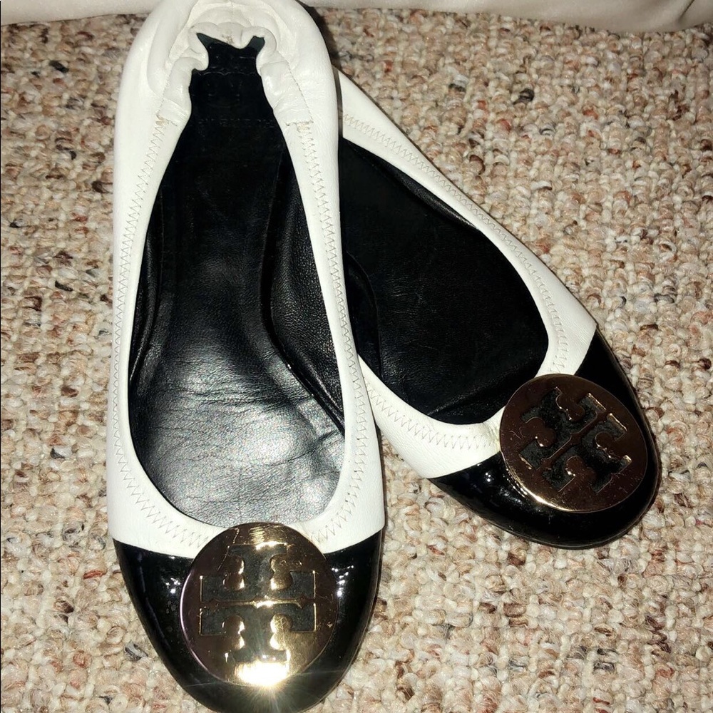 Black & White Tory Burch Reva Flats 🖤 - Picture 2 of 3